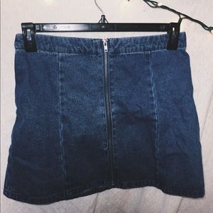 🌿 nwot zip up denim mini skirt 🌿